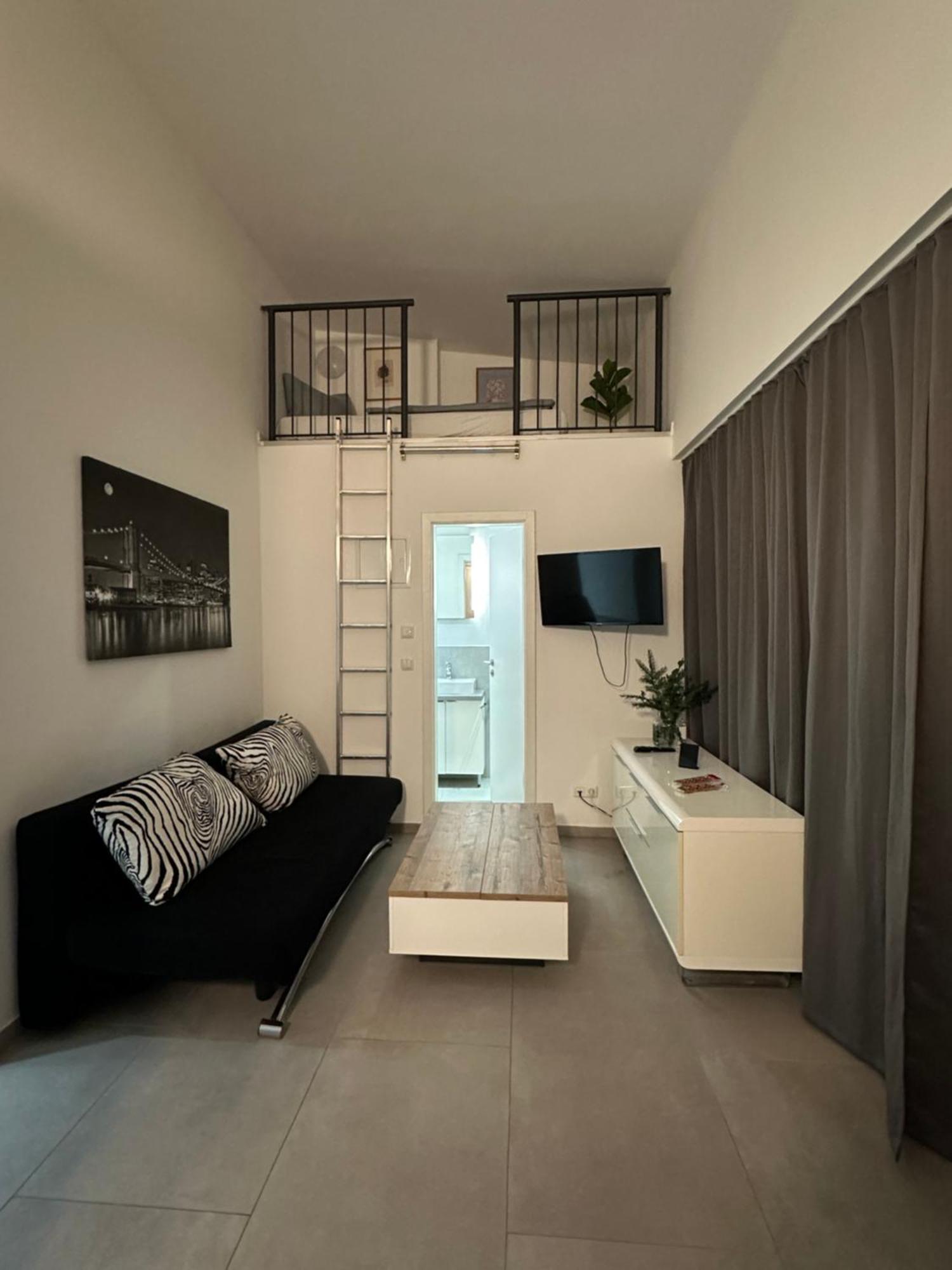 Estelada Boarding Houses - Bogenhausen Мюнхен Екстериор снимка